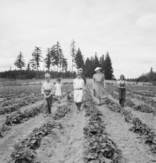 Possibly: The Arnold children and mother on their newly...Michigan Hill, Thurston County, 1939. Creator: Dorothea Lange.