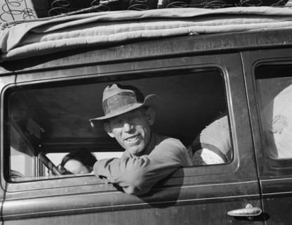 Farmer from Independence, Kansas, on the road at cotton chipping time, U.S. 99, California, 1939. Creator: Dorothea Lange.
