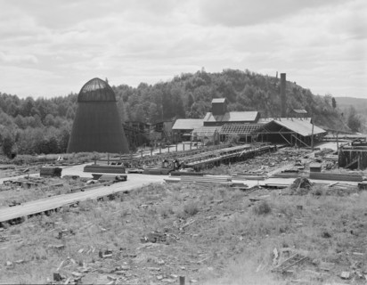 Possibly: Mumby Lumber Mill, closed in 1938..., Malone, Grays Harbor County, Washington, 1939. Creator: Dorothea Lange.