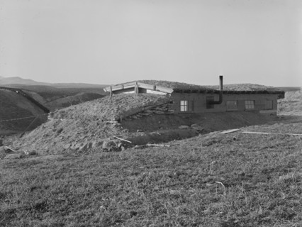 The Daugherty home, Warm Springs district, Malheur County, Oregon, 1939. Creator: Dorothea Lange.