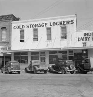 Cold storage lockers where farmers store meat and vegetables..., Independence, Oregon, 1939. Creator: Dorothea Lange.