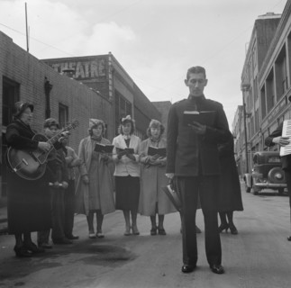 At Minna Street the army forms a semi-circle..., Salvation Army, San Francisco, CA, 1939. Creator: Dorothea Lange.