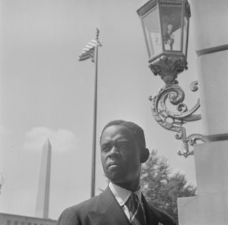 Washington, D.C. International student assembly. Mbonu Ojike, an African delegate from Nigeria.