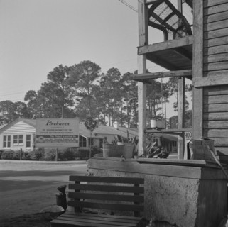 Daytona Beach, Florida. Low rent housing erected to make better living conditions available.