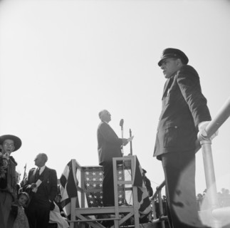 [Untitled photo, possibly related to: Gloucester, Massachusetts. Memorial Day, 1943].