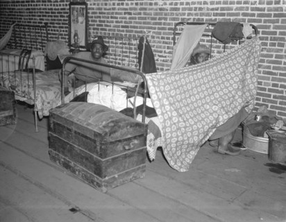 Negro flood refugees in the Red Cross temporary infirmary at Forrest City, Arkansas.