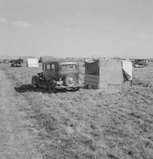 Living conditions for migrant potato pickers. Tulelake, Siskiyou County, California.