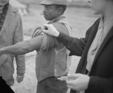 Vaccination in the camp for Negro flood refugees at Marianna, Arkansas.