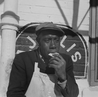 [Untitled photo, possibly related to: Washington, D.C. Dock worker].