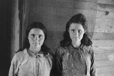 Elizabeth and Dora Mae Tengle, Hale County, Alabama.