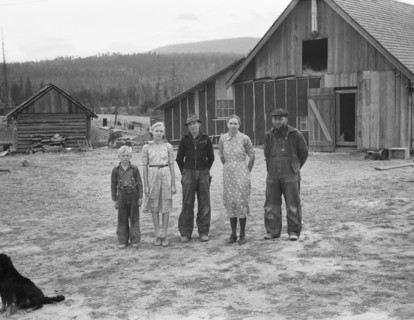 The Unruf family. Boundary County, Idaho.