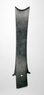 Blade, Shang period, c. 1600/1045 B.C.
