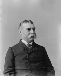 Davis, M., between 1890 and 1910.