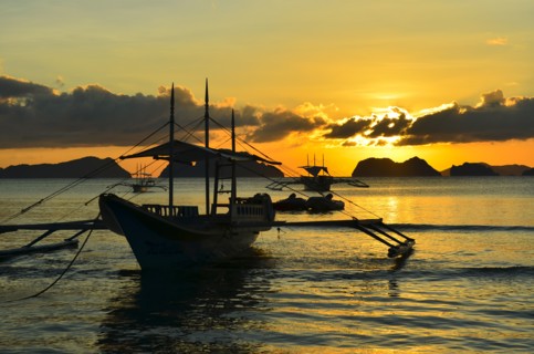 Bangka Set.