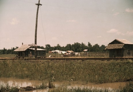 Southern U.S. ... Louisiana?, ca. 1940. Creator: Marion Post Wolcott.