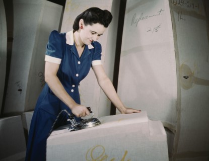 Manufacture of self-sealing gas tanks, Goodyear Tire and Rubber Co., Akron, Ohio, 1941. Creator: Alfred T Palmer.