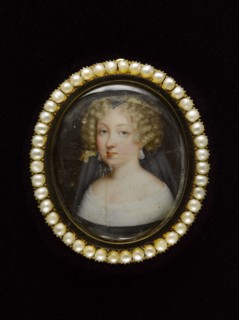 Portrait of a woman.