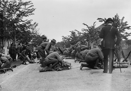 U.S. Army Inspection, 1910. [Soldiers packing kit].