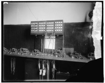 Radio, between 1910 and 1920. USA.
