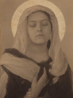 Mary, between 1900 and 1910. Creator: Charles I. Berg.