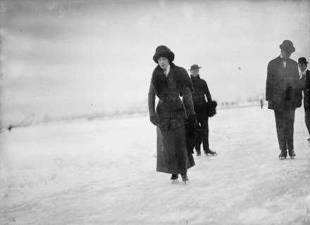 Miss Edith Howard Skating, 1912.