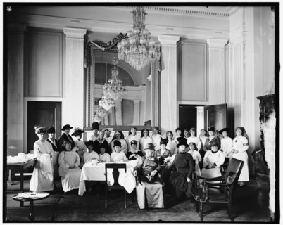 Senate Women, between 1910 and 1920.