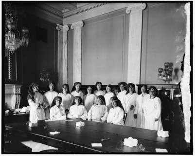 Senate Women, between 1910 and 1920. Creator: Harris & Ewing.