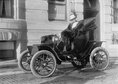 Mrs. William E. Borah In Auto, 1912. Creator: Harris & Ewing.
