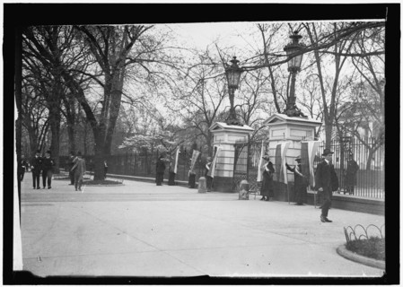 Woman suffrage, between 1914 and 1918.