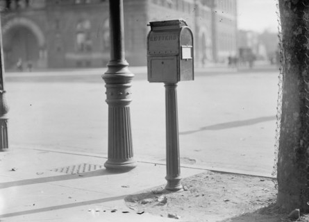 Post office Department Mail Box, 1911. [USA].