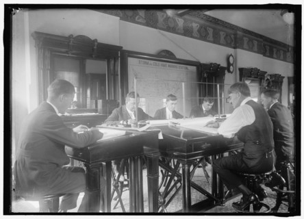 Weather Bureau, between 1914 and 1918. Creator: Harris & Ewing.