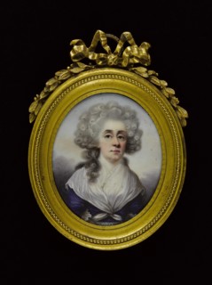 Portrait de jeune femme au fichu blanc.