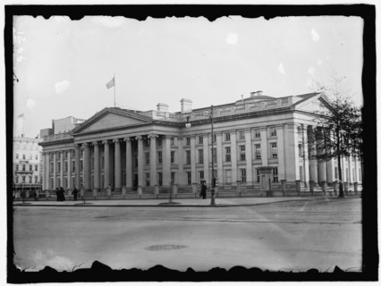 Treasury Building, between 1909 and 1914.