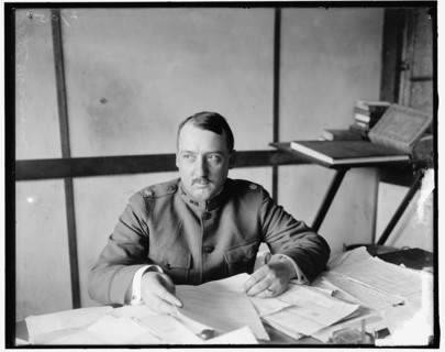 Col. R.B. Lincoln, between 1910 and 1920. Creator: Harris & Ewing.