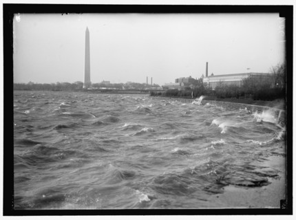 Tidal basin - storm, between 1910 and 1917.