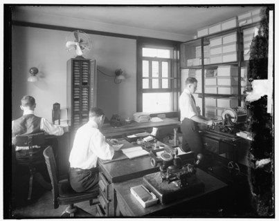 Chamber of Commerce mail room, between 1910 and 1920.