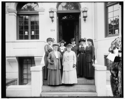 Woman's Committee Council of Nat'l Defense, between 1910 and 1920.