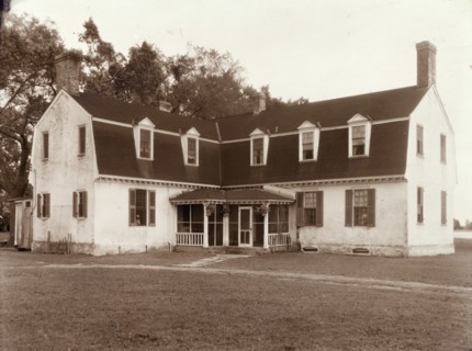 Toddsbury, Nuttal vicinity, Gloucester County, Virginia, 1935. Also known as William Mott House.