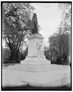 Statue of John Barry, Commodore United States Navy, between 1910 and 1920.