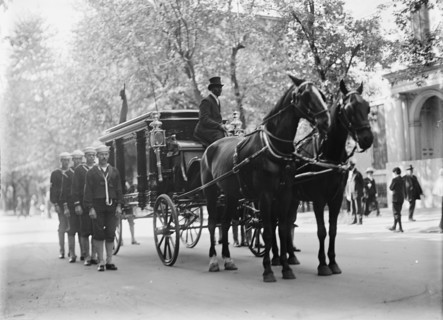 Schley, Winfield Scott, Rear Admiral, U.S.N. Funeral, St. John's Church - Hearse, 1911.
