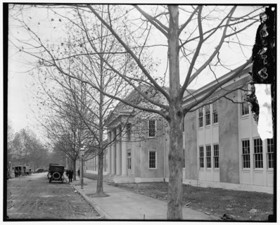Food Administration bldg. located at 18th and D Streets, N.E., Washington, DC, between 1917 and 1919.
