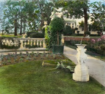 Drumthwacket, Moses Taylor Pyne house, 354 Stockton Road, Princeton, New Jersey, 1911. Creator: Frances Benjamin Johnston.