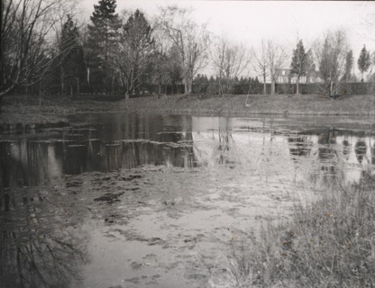 Marshfield, George Woodward Wickersham house, Cedarhurst, New York, 1914. Creator: Frances Benjamin Johnston.