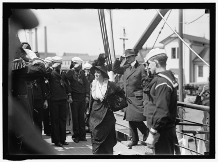 Edith Wilson? and William Gibbs McAdoo, between 1913 and 1917. Creator: Harris & Ewing.