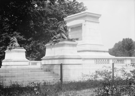 Grant Memorial At Capitol, Pedestals For Statue And Groups of Statuary, 1911. Creator: Harris & Ewing.