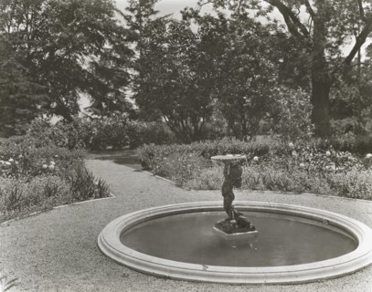 Lake Terrace, John Stoughton Newberry, Jr., house, 99 Lake Shore Drive, Grosse Pointe..., 1917. Creator: Frances Benjamin Johnston.