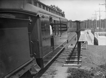 Post office Department, Hupp Auto Railway Service, 1912. Creator: Harris & Ewing.