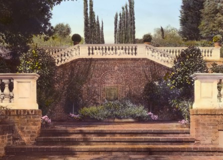 Mrs. Francis Lemoine Loring house, 700 South San Rafael Avenue, Pasadena, California, 1917. Creator: Frances Benjamin Johnston.