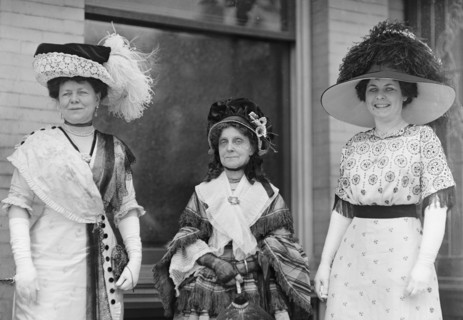 Dolly Madison Breakfast - Mrs. William F. Dennis; Mrs. Chase Riker; Mrs. Mann Barker, 1912. Creator: Harris & Ewing.
