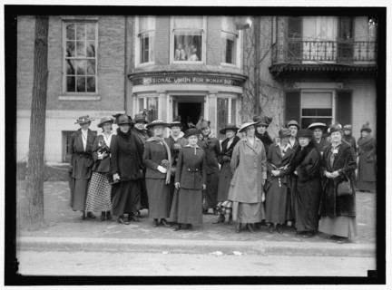 Woman suffrage, between 1910 and 1917. Creator: Harris & Ewing.